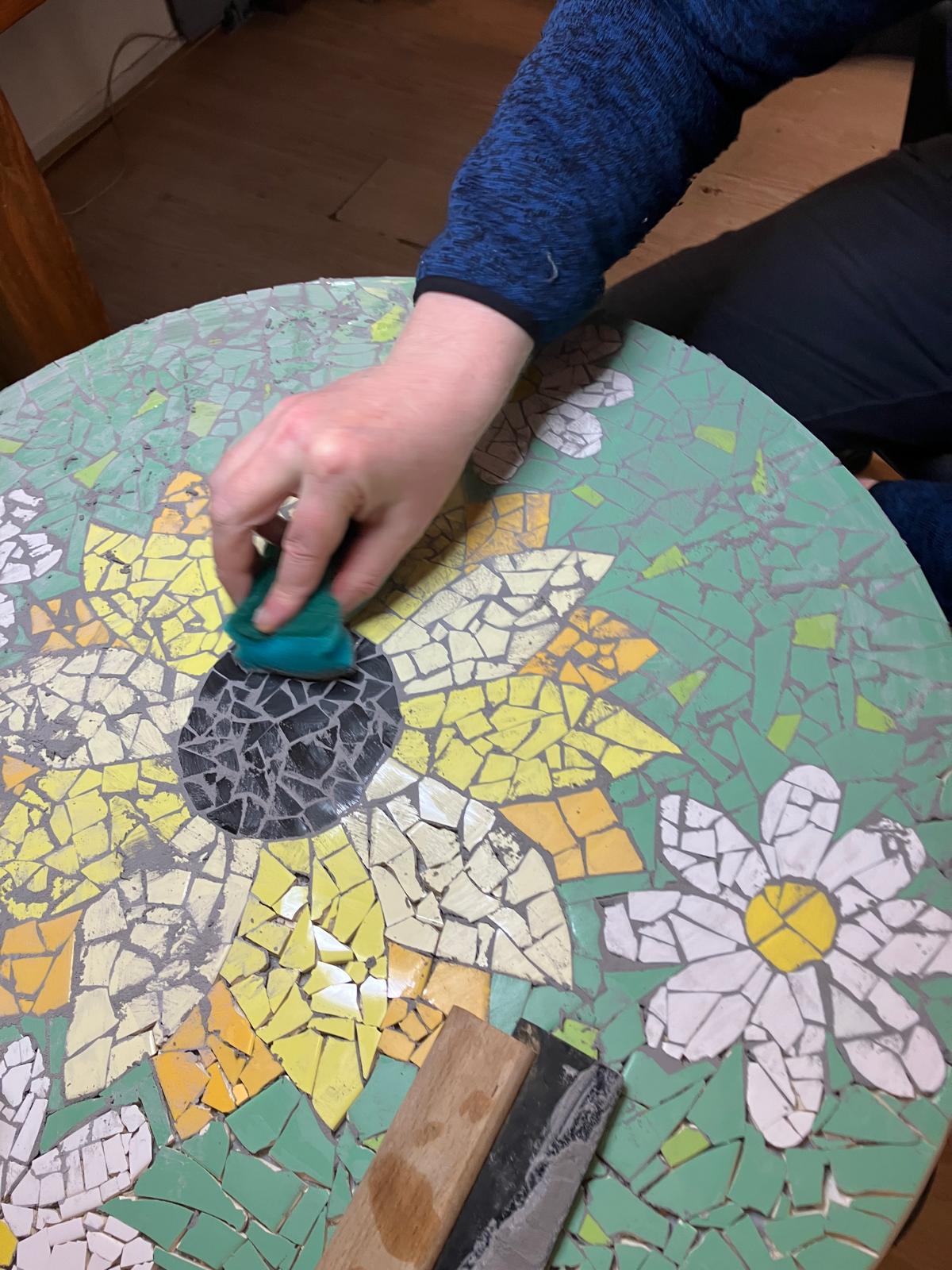 Foto 22 bij artikel "Daar is die dan, het project: De Mozaiektafel!".