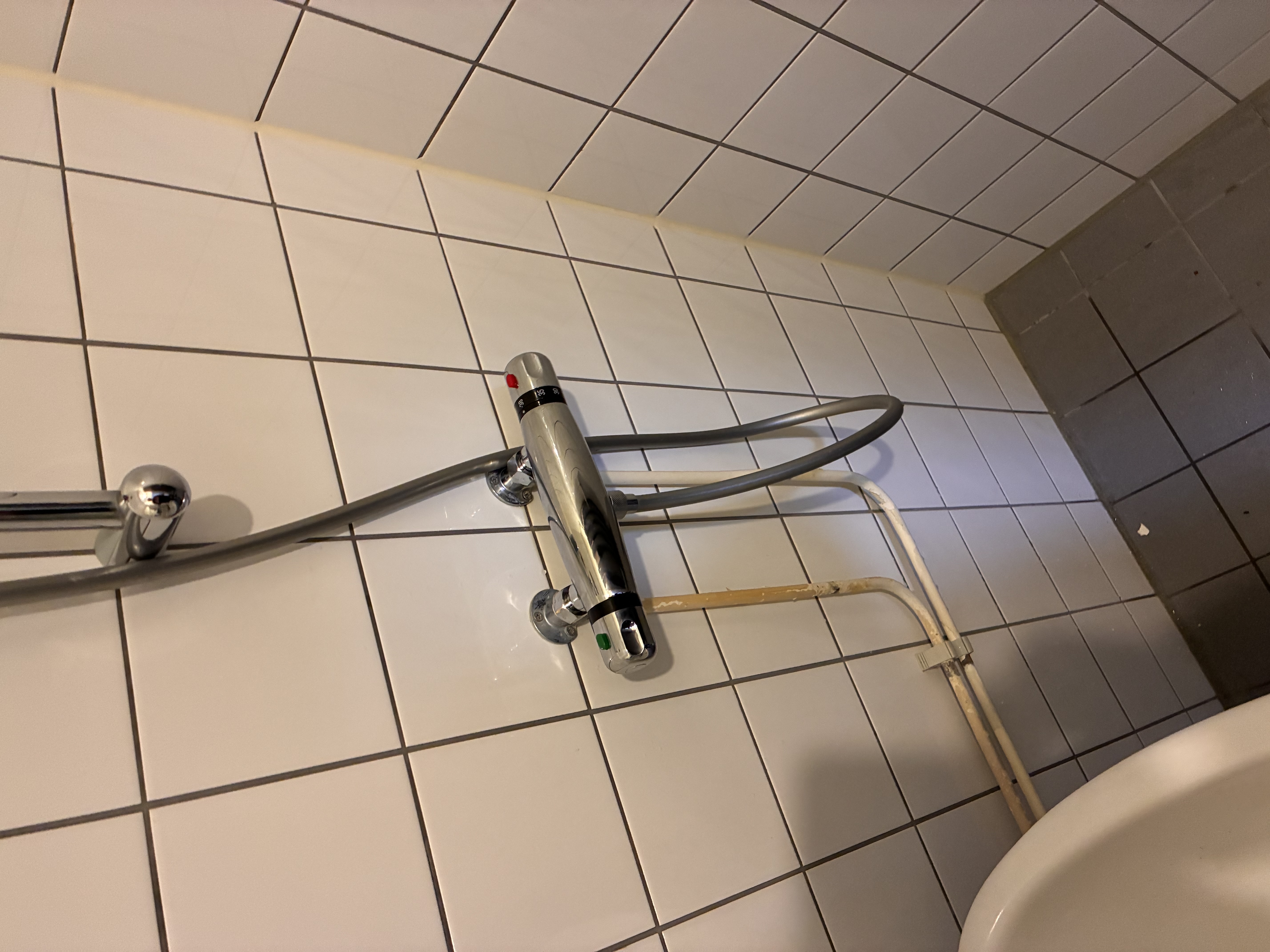 Oude douchekraan vervangen voor thermostaatkraan