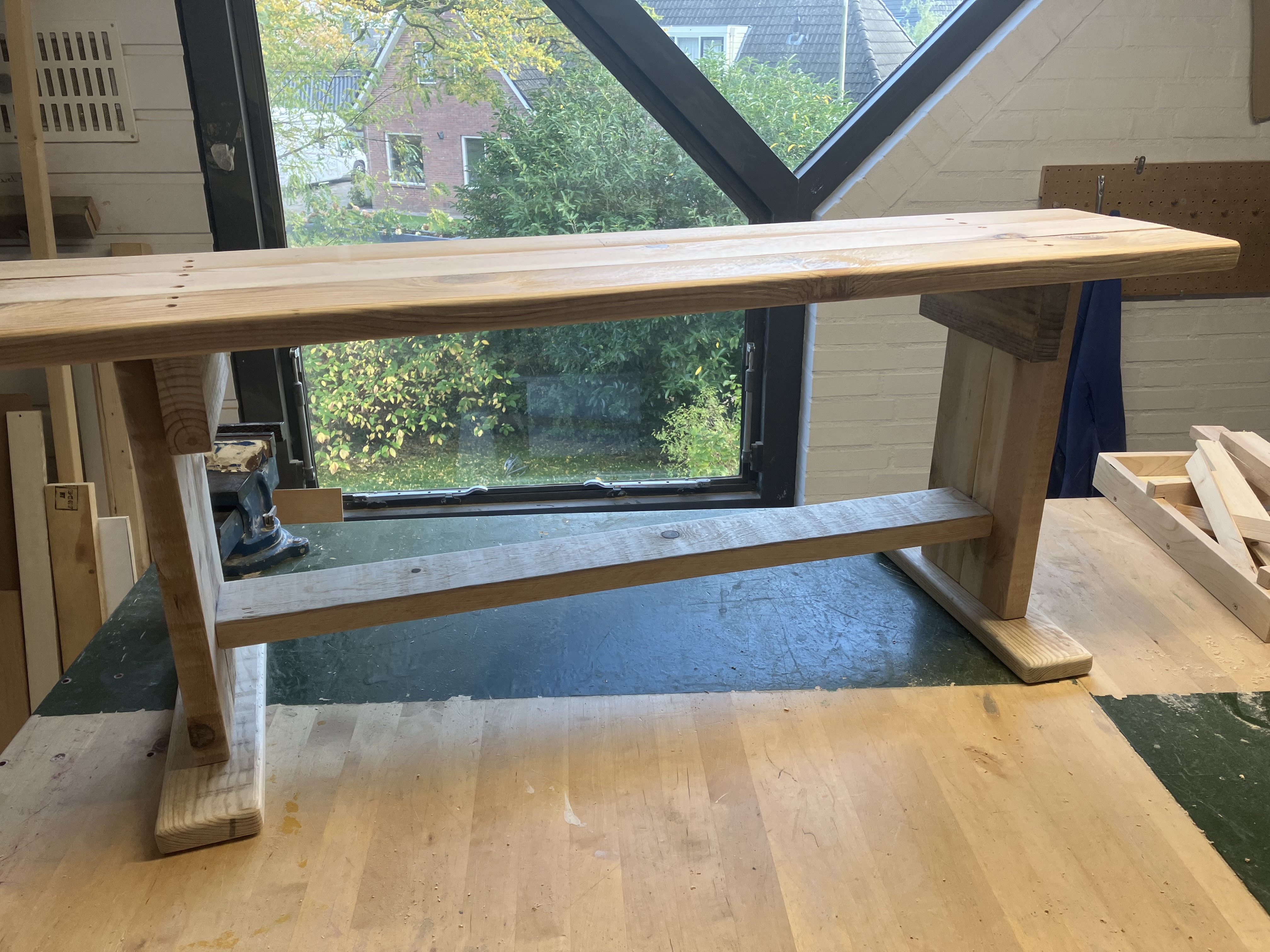 Foto 5 bij artikel "Bankje 